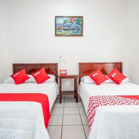 Oyo Hotel Posada San Vicente, Huatulco Санта-Мария-Уатулько Экстерьер фото