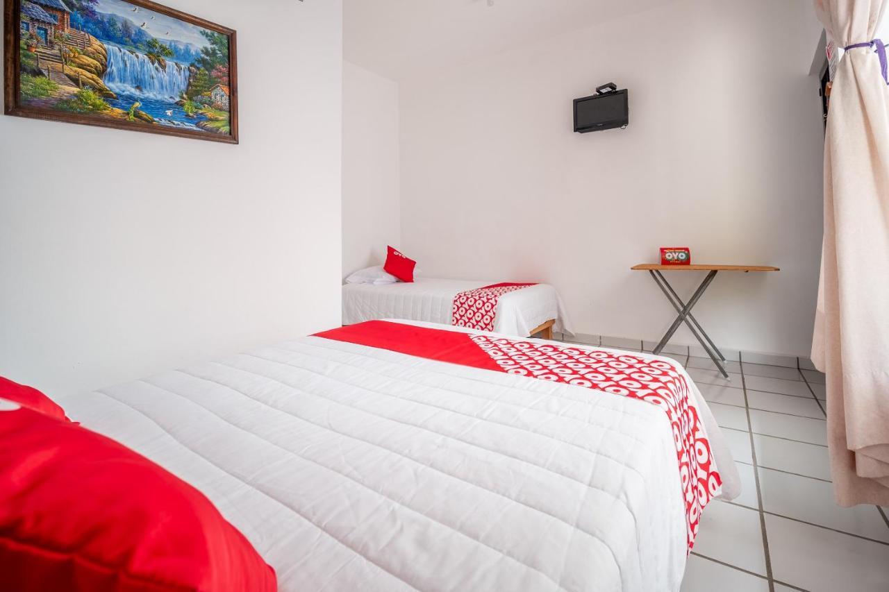 Oyo Hotel Posada San Vicente, Huatulco Санта-Мария-Уатулько Экстерьер фото